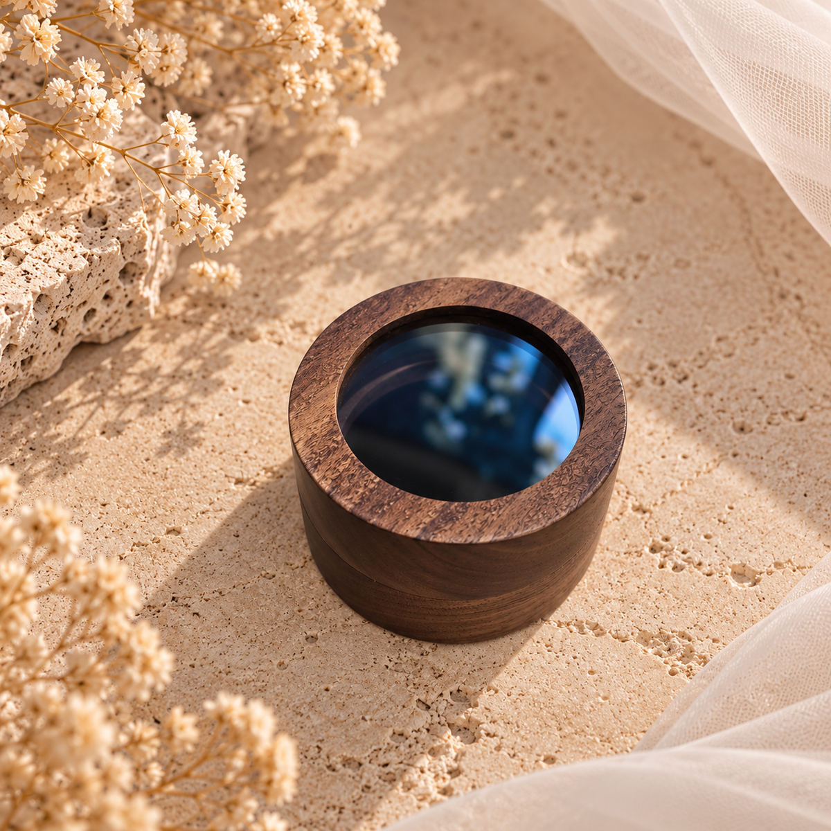 The Daphne Ring Box