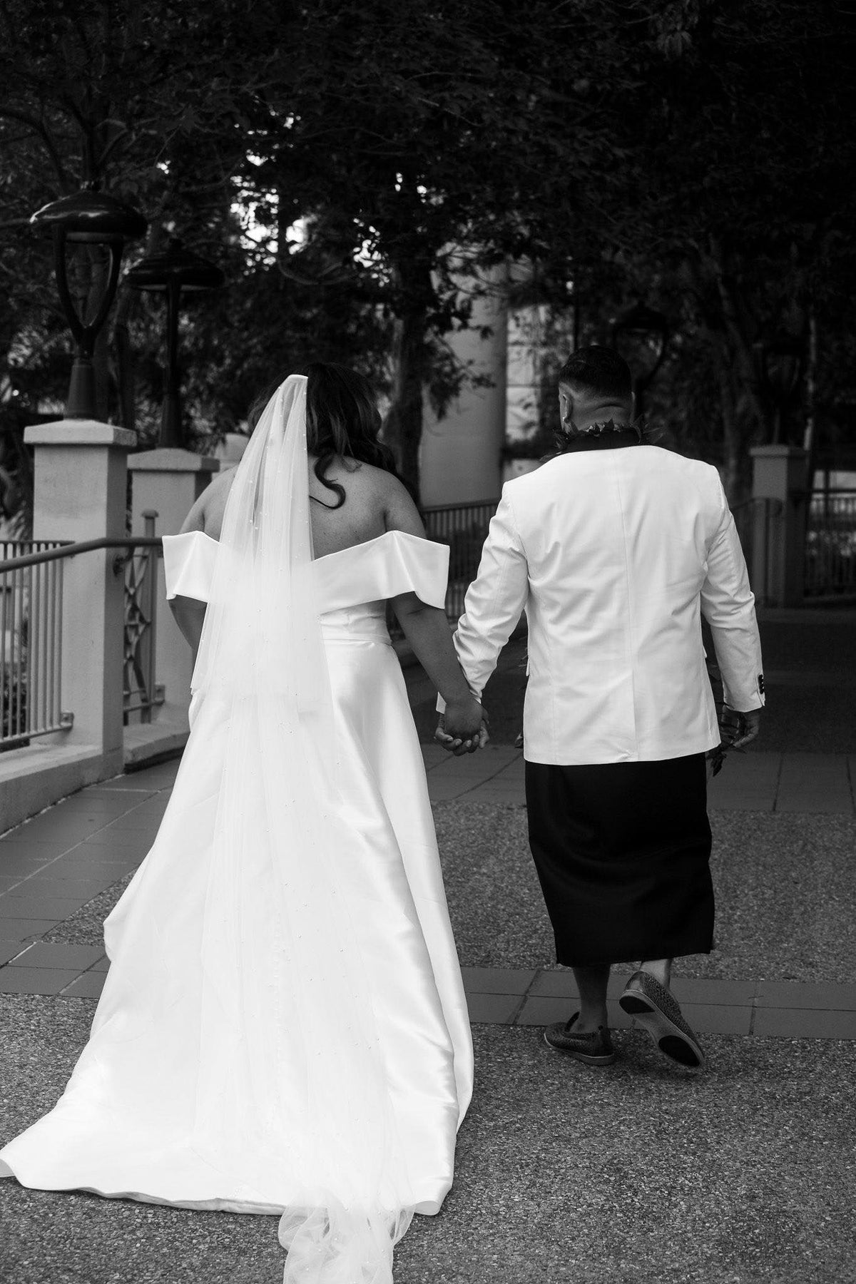 300cm Cathedral Pearl Veil with Blusher
