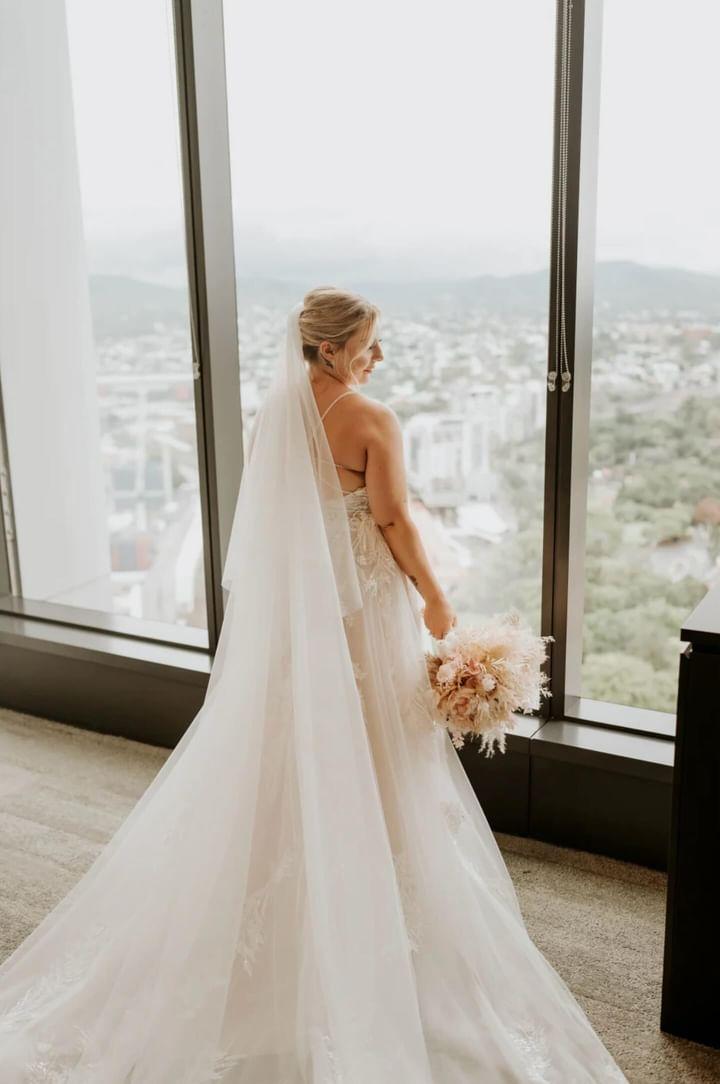 300cm Cathedral length with Blusher Classic Bridal veil in Off-white