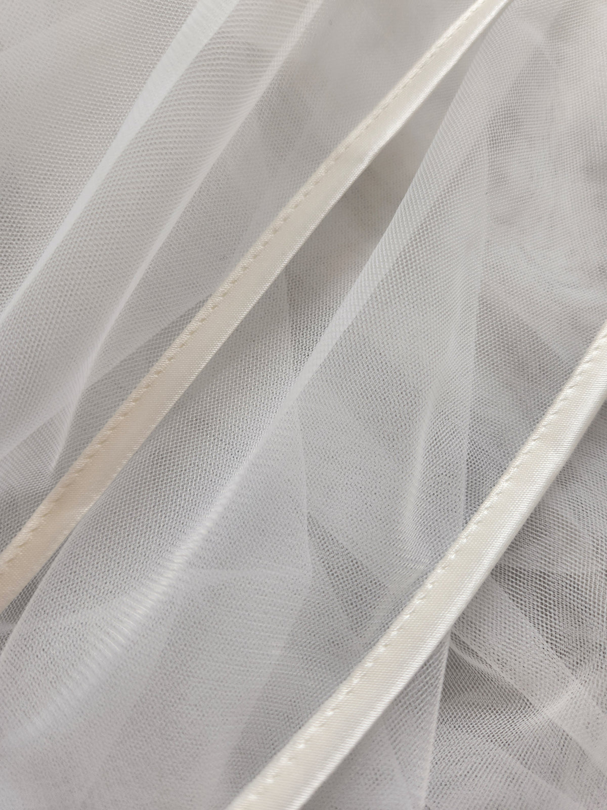 200cm Silk Edge Veil (Chapel Length)