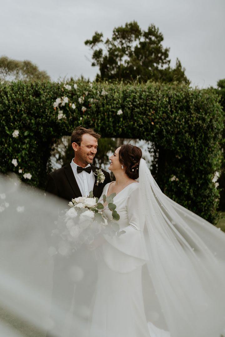 300cm Cathedral length Pearl Veil in Off-white